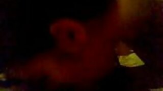 ವೆಬ್‌ಕ್ಯಾಮ್‌ನಲ್ಲಿ ಹಾಟ್ ಬಿಜೆ ನಿರ್ವಹಿಸುತ್ತಿರುವ ಕೆಂಪು ಕೂದಲಿನ ವಾಂಟನ್ ಸ್ವೀಟಿ