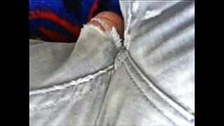 ಬೊಸೊಮಿ ಹೊಂಬಣ್ಣದ ಕೂದಲಿನ ಕೂಗರ್ ದಪ್ಪ ಸಾಸೇಜ್ ಅನ್ನು ತೀವ್ರವಾಗಿ ಹೀರುತ್ತದೆ